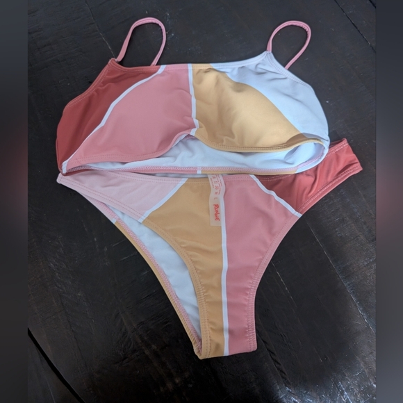 ROMWE Pink and Yellow Bikini Set - Picture 2 of 8